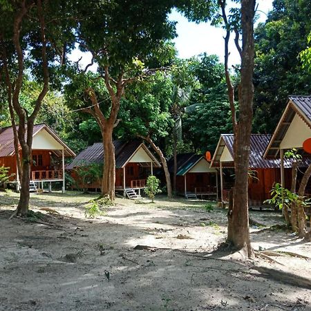 Smile Sunset Resort Koh Lipe Exterior photo