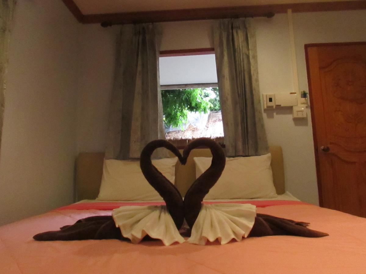 Smile Sunset Resort Koh Lipe Exterior photo