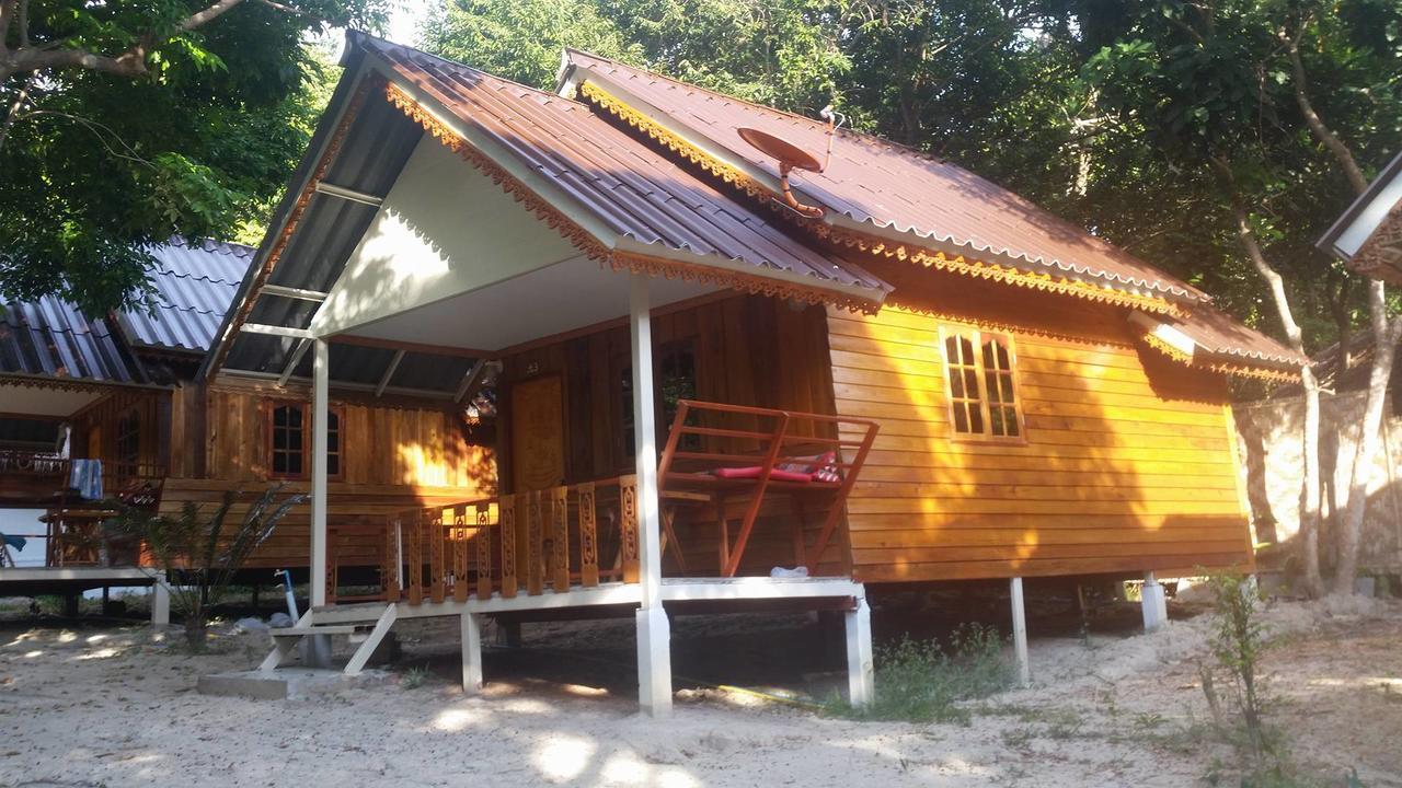 Smile Sunset Resort Koh Lipe Exterior photo