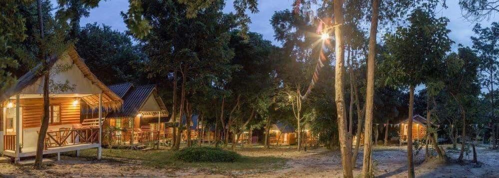 Smile Sunset Resort Koh Lipe Exterior photo
